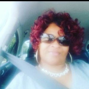 Meet your Posher, Vickie